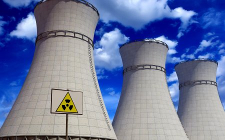 Токаев поручил ускорить строительство первой АЭС и создание ядерного кластера