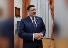 «Бірге кітап оқиық» жобасы: Берік Уәли «Ұшқан ұя» кітабын таңдап, эстафетаны Аида Балаеваға берді