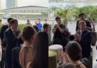 Шенеуніктердің аста-төк тойын сынаған Шпекбаев Сингапурдағы қымбат тойда бой көрсетті