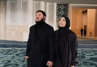 «Күйеуімнің арқасында Жаратушыға жақын бола түстім»: Айжан Байзақова орамал тағып, мешітке барды