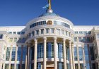 Мемлекет басшысы жазушы, драматург Дулат Исабековтің отбасына көңіл айтты