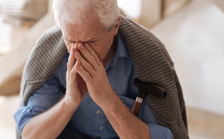 Скандал в Аксу: пожилых жителей пансионата избивали и выставляли раздетыми на улицу