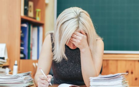 Жамбыл облысында мұғалімдерге күштеп концертке билет алдыртқан