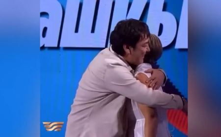 Мейрамбек Бесбаев алғашқы махаббатымен кездесіп, «сезімін» білдірді