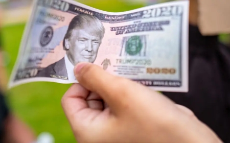 В США предложили выпустить купюры с изображением Трампа