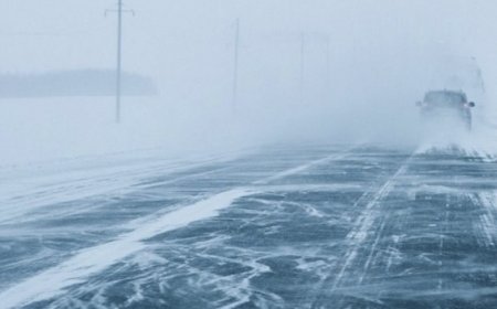 Аэропорт закрыт, дороги перекрыты, школьники учатся дистанционно: что происходит в Мангистауской области