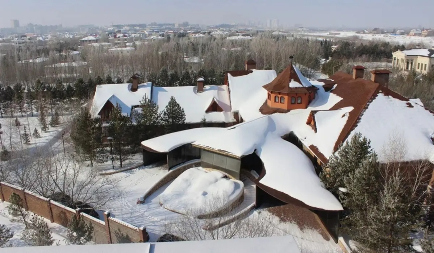 Мәсімовтің Астанадағы зәулім үйін сатып алатын адам табылмады