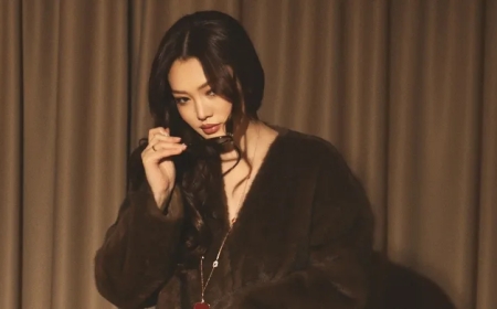 «Тағы жүкті болып қалмауым керек»: Ерке Есмахан бала тәрбиесімен үйде отырудан жалыққанын айтты