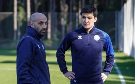 Ұлттық құрама бапкері футболшыларды педикюрге жіберген