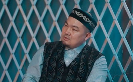 «Төртеуге дейін рұқсат бар»: Астананың бас имамы қанша әйелі бар екенін айтты