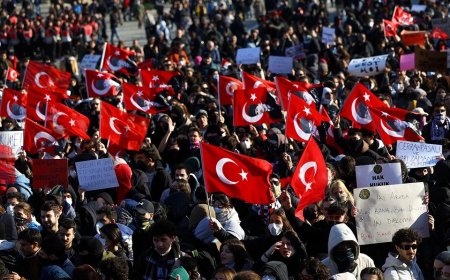 МИД Казахстана рекомендовал гражданам отложить поездки в Турцию