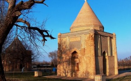 Суд заставил предпринимателей освободить территорию мавзолея Айша-биби