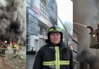 В Алматы вспыхнул пожар с взрывами: горело шестиэтажное административное здание