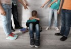 Жаңаөзенде шетелге оқуға түскен жасөспірімді сыныптастары қызғаныштан соққыға жыққан