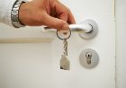 Ақмола облысында жетім балаларға арналған пәтерде шенеунік тұрып келген