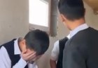 Алматы облысында жоғары сынып оқушысы бірнеше баланы тізіп қойып ұрған (ВИДЕО)
