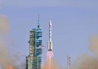 Китай запустил пилотируемый космический корабль «Шэньчжоу-20»
