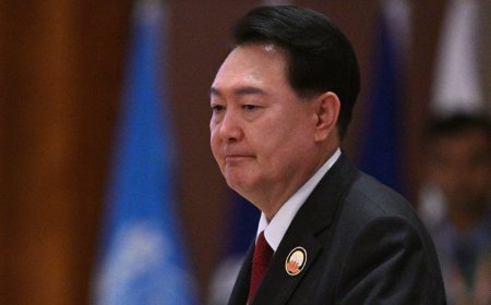 Конституциялық сот Оңтүстік Корея президентіне қатысты импичментті заңды деп танып, қызметінен босатты