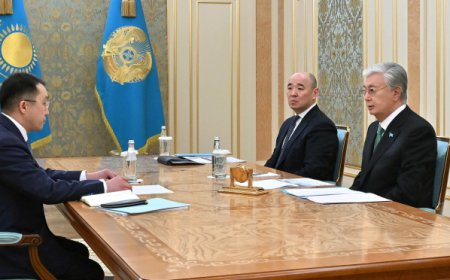 Глава государства принял министра транспорта Марата Карабаева