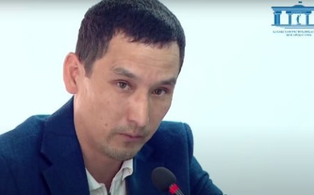 «Балаң денсаулығын «қойып береді» деді»: Шерзаттың әкесі төбелестің қалай басталғанын сотта айтып берді