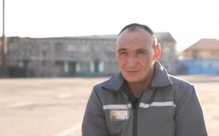 Атышулы блогер Мұрат Әбділдә қайтадан түрмеге қамауға алынды