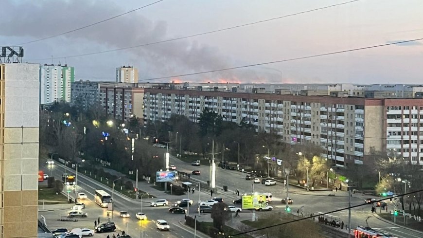Вблизи Аксу вспыхнул крупный пожар: тушили с воды и с воздуха