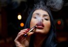 «Харам деуге негіз жоқ»: Бұрынғы мүфти қыздырылатын темекіні мақұлдады