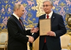 Кеңес Одағының Батыры: Путин Тоқаевқа марапат тапсырды