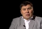 «Мен шаршадым»: Омар Жәлел эфирде жылап қалды (ВИДЕО)