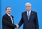 Белгілі әнші Қайрат Байбосынов Еңбек Ері атанды