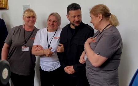 Көңіл жібітетін көрініс: Зеленскийдің қарапайымдылығы әлем жұртын таңқалдырды