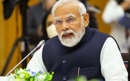 Премьер Индии отменил визиты в Европу