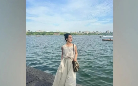 «Шашы мен тырнағын жұлып, азаптаған»: Алматыда 7-қабаттан құлап, қаза тапқан бойжеткеннің анасы жанайқайын айтты