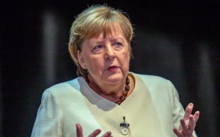 Ангела Меркель Еуропаның жойылу қаупі туралы ескертті
