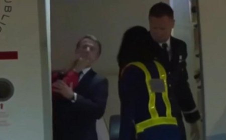 Макрон получил пощёчину от жены