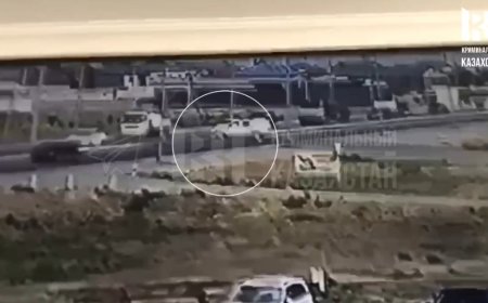 Смертельное столкновение под Атырау: КамАЗ протаранил пикап, один человек погиб