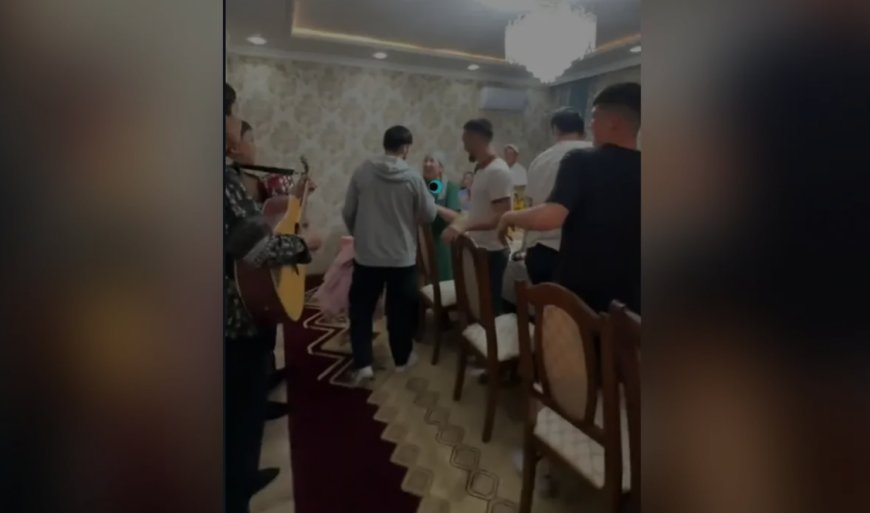 «Бүкіл несиені жауып, үй салып, әкесіне көлік алып берді»: Кореяда қара жұмыс істеген қазақ жігіті 7 жылдан кейін анасымен қауышты (ВИДЕО)