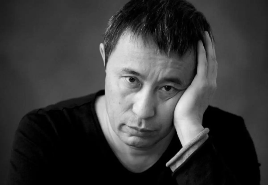 «Онсыз да елден кеткелі жүрген Тұрсыновты «сыйғызбады...» деп жалған саясат тудырудың қажеті жоқ» - журналист