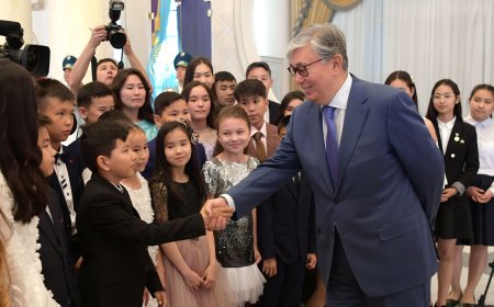 Мемлекет басшысы балаларды мерекесімен құттықтады