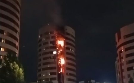 Астанадағы «7 Бочек» тұрғын үй кешені өртеніп жатыр