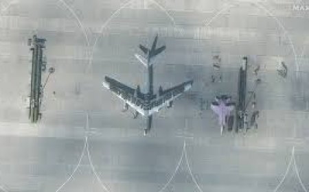 Ресей әскери базаларындағы ұшақтардың үстін бүркеуге кірісті