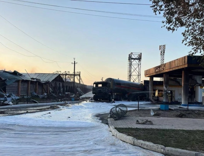 В Атырау требуют выносить АЗС за пределы города