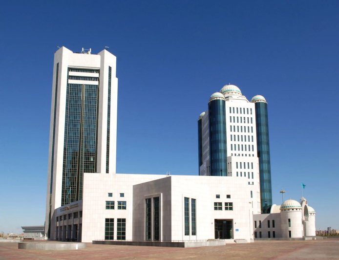 Спикер Мажилиса Кошанов созвал совместное заседание