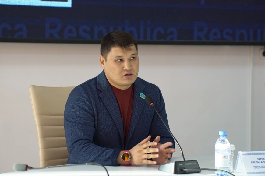 Руслан Берденовке жасалған қастандық туралы іс сотқа түсті
