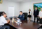 10 жастағы баланы қабаған иттерден аман алып қалған зейнеткер марапатталды