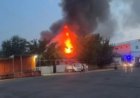 Адам шығыны бар: Алматы облысында фабрика өртенді