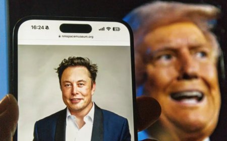 «Африкаңа қайт»: Трамп пен Маск тағы жанжалдасып қалды