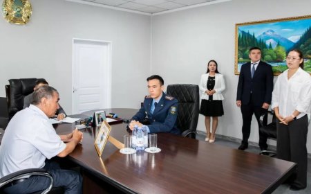 10 жастағы баланы қабаған иттерден аман алып қалған зейнеткер марапатталды