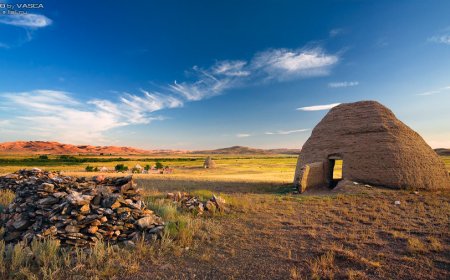 «Күншығыс елінде жұрт қазақтар секілді мазарлардың түбінде жартылай жалаңаш жын-ойнақ жасамайды» - жапонтанушы ғалым