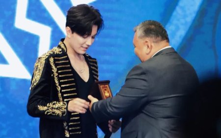 Димаш Құдайберген Қырғызстанның халық әртісі атағын алды